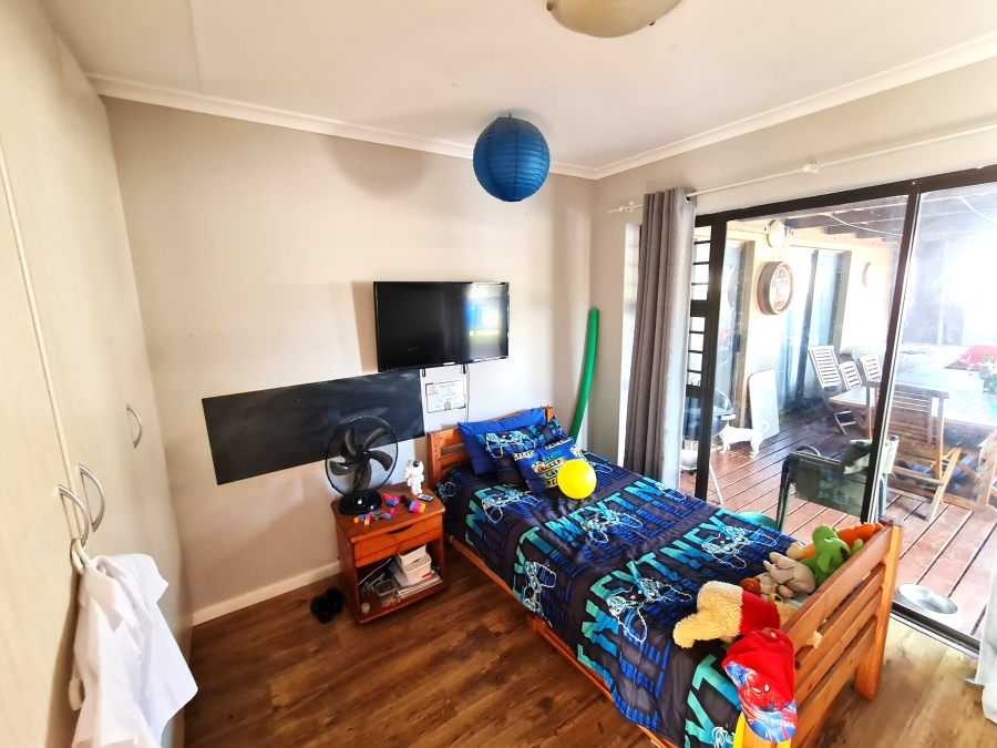 4 Bedroom Property for Sale in Noorsekloof Eastern Cape